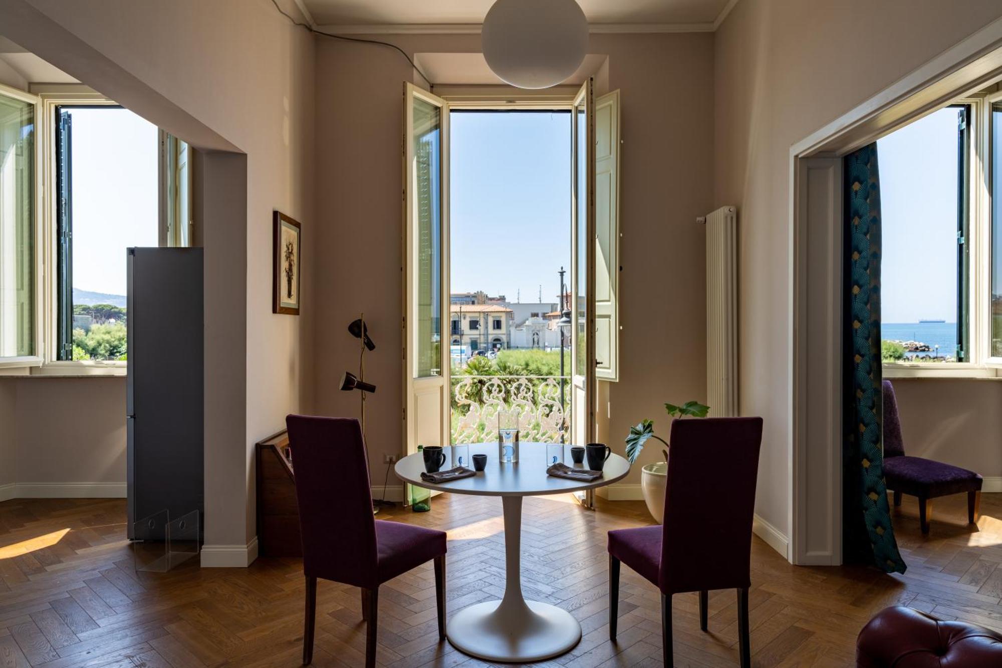 Acquaviva Apartments Ливорно Экстерьер фото