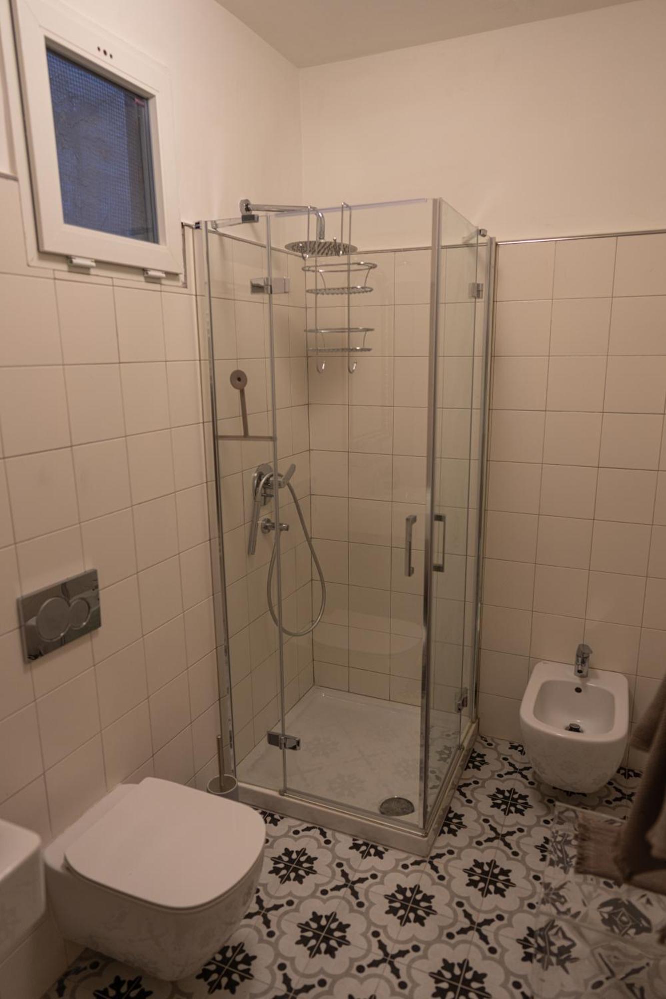 Acquaviva Apartments Ливорно Экстерьер фото