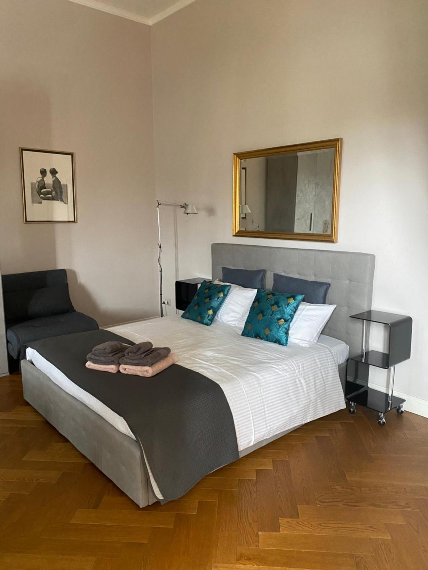 Acquaviva Apartments Ливорно Экстерьер фото